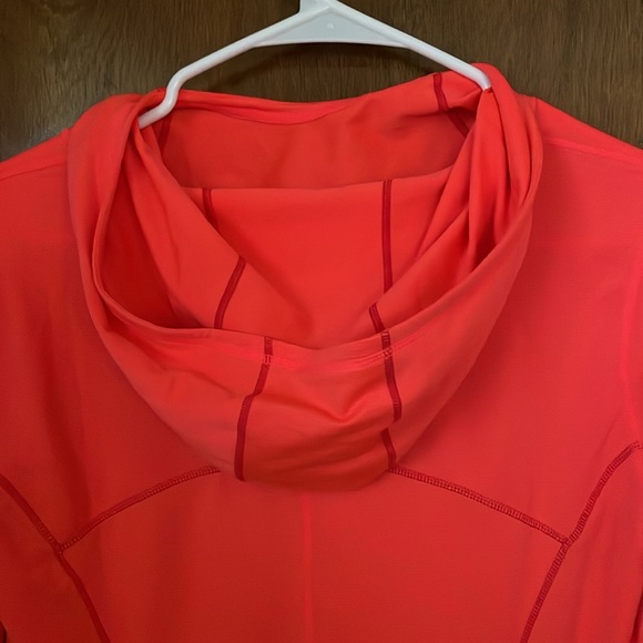 Heidi Klum for New Balance Hooded Top - Picture 4 of 5